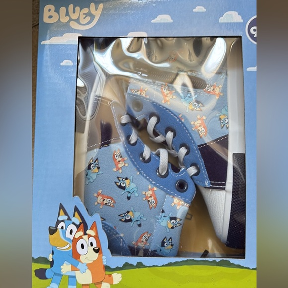 BRAND NEW W/TAGS AND BOX TODDLER BOYS BLUEY HIGH TOP SNEAKERS - Picture 4 of 6